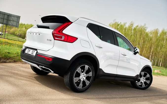 Volvo XC 40 cena 106800 przebieg: 109000, rok produkcji 2019 z Ropczyce małe 529